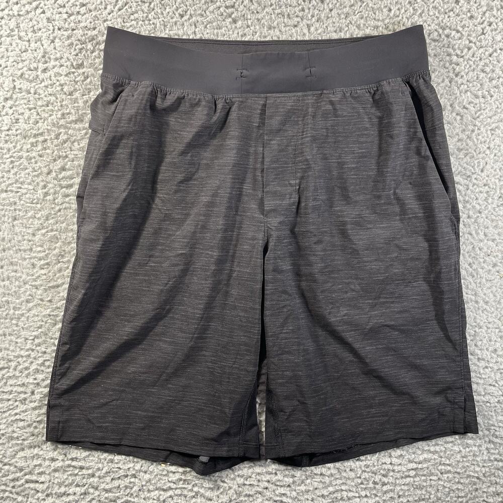 Lululemon Pace Breaker Shorts Mens Medium Black Gray Athletic Drawstring Running